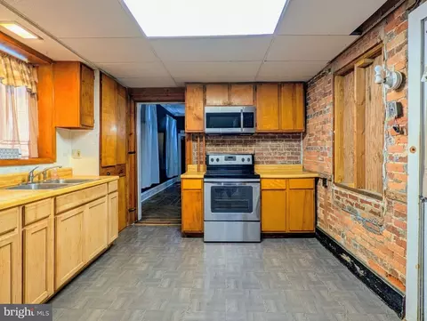 Kitchen - 131 W Main St, Everett, PA 15537 photo 2 of 2