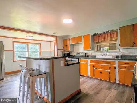 Kitchen - 905 Buena Rd, Schellsburg, PA 15559 photo 2 of 5