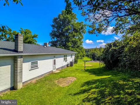 Exterior - 905 Buena Rd, Schellsburg, PA 15559 photo 3 of 4