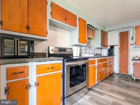 Kitchen - 905 Buena Rd, Schellsburg, PA 15559 photo 1 of 5
