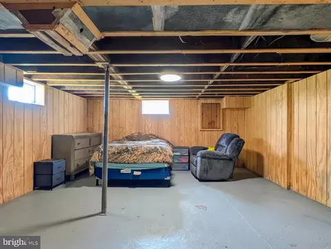 Bedroom - 905 Buena Rd, Schellsburg, PA 15559 photo 4 of 4
