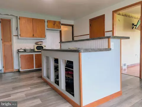 Kitchen - 905 Buena Rd, Schellsburg, PA 15559 photo 4 of 5