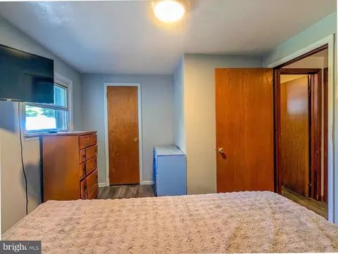 Bedroom - 905 Buena Rd, Schellsburg, PA 15559 photo 2 of 4