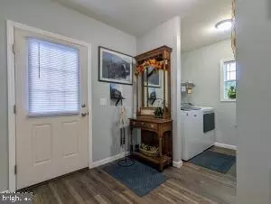 Entry Way - 499 Ritchey Bridge Rd, Everett, PA 15537 photo 6 of 8