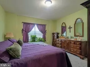 Bedroom - 499 Ritchey Bridge Rd, Everett, PA 15537 photo 2 of 5
