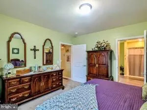 Bedroom - 499 Ritchey Bridge Rd, Everett, PA 15537 photo 3 of 5