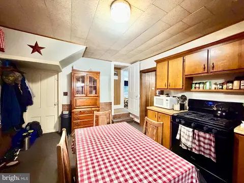 Kitchen - 199 Whistlestop Rd, Everett, PA 15537 photo 1 of 3