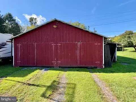 Exterior - 199 Whistlestop Rd, Everett, PA 15537 photo 10 of 13