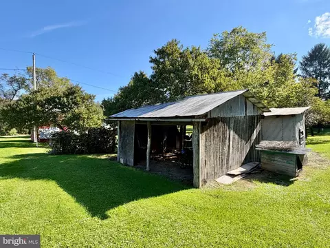 Exterior - 199 Whistlestop Rd, Everett, PA 15537 photo 12 of 13