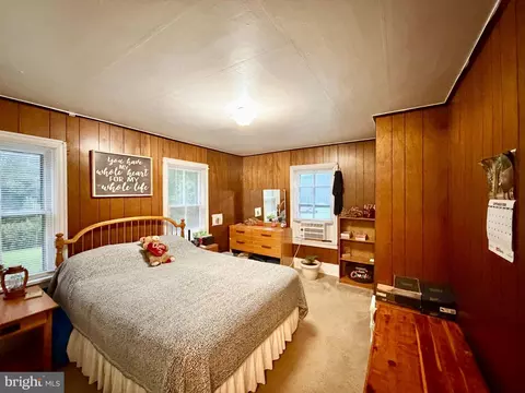 Bedroom - 199 Whistlestop Rd, Everett, PA 15537 photo 1 of 4