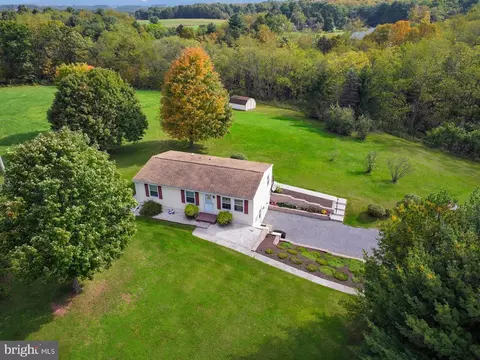 View/Area - 2061 Menchtown Rd, Everett, PA 15537 photo 1 of 10