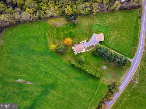 View/Area - 2061 Menchtown Rd, Everett, PA 15537 photo 8 of 10