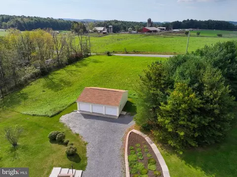 View/Area - 2061 Menchtown Rd, Everett, PA 15537 photo 5 of 10