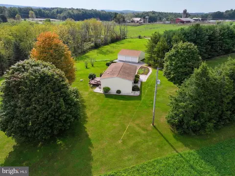 View/Area - 2061 Menchtown Rd, Everett, PA 15537 photo 4 of 10