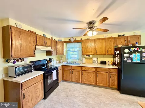 Kitchen - 2061 Menchtown Rd, Everett, PA 15537 photo 1 of 3