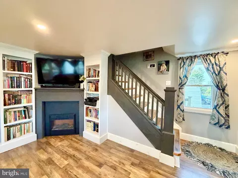 Entry Way - 588 Earlston Rd, Everett, PA 15537 photo 1 of 2