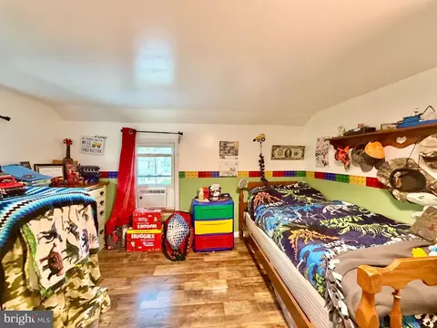 Bedroom - 588 Earlston Rd, Everett, PA 15537 photo 3 of 3