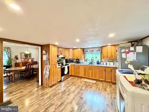 Kitchen - 588 Earlston Rd, Everett, PA 15537 photo 2 of 2