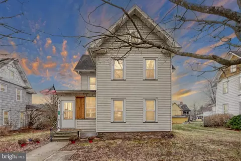 312 E Union St, Canton, PA 17724