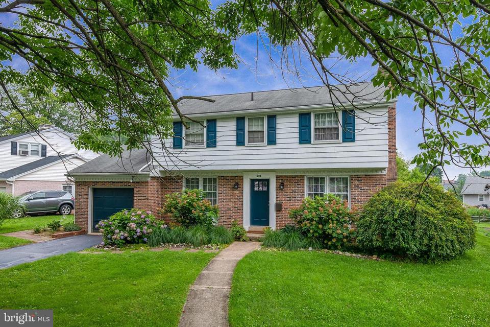 506 Mifflin Blvd, Shillington, PA 19607 35 Photos Movoto