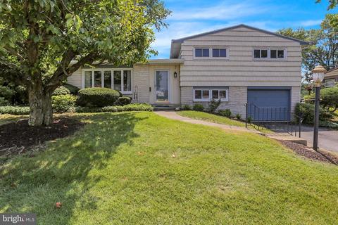46 Octagon Ave, Sinking Spring, PA 19608 photo 1