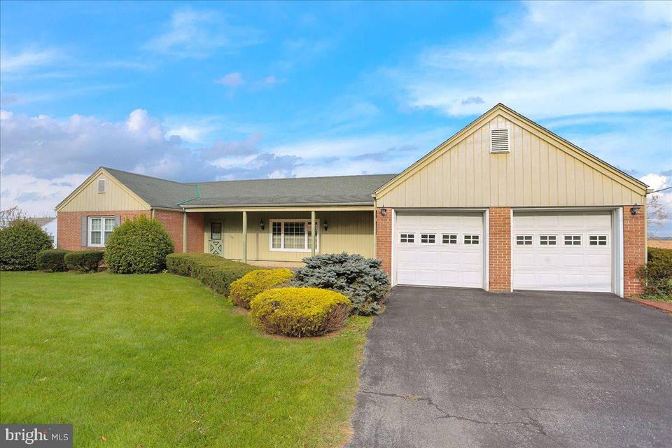 1102 Old Fritztown Rd, Reading, PA 19608 30 Photos MLS PABK2007024 Movoto