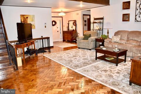 31 Hessian Blvd, Reading, PA 19607 photo 5