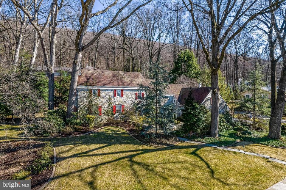 1619 Lorraine Rd, Reading, PA 19604 95 Photos MLS PABK2012484 Movoto