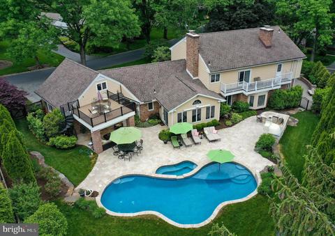 1626 Meadowlark Rd, Wyomissing, PA 19610