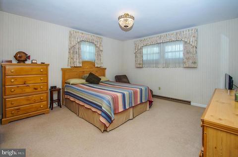 1239 Commonwealth Blvd, Reading, PA 19607 photo 10