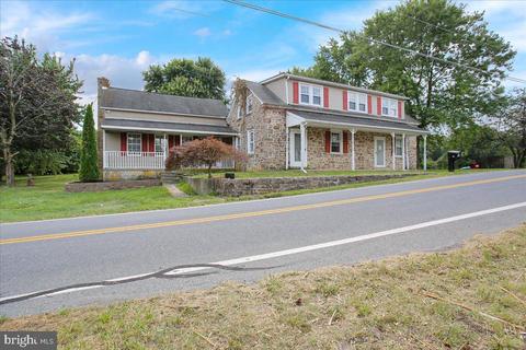 102 Beaver Creek Rd, Fleetwood, PA 19522