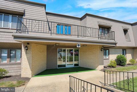 1801 Cambridge #B-20, Reading, PA 19610