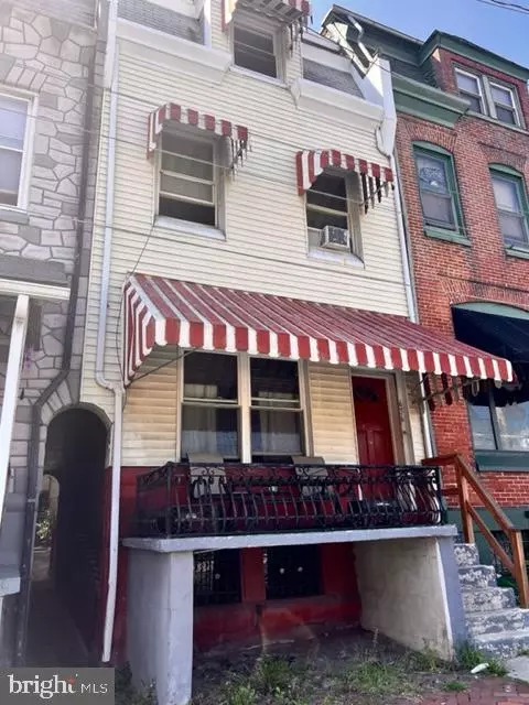 656 N 6th St, Reading, PA 19601