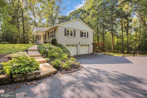 1936 Chestnut Hill Rd, Mohnton, PA 19540
