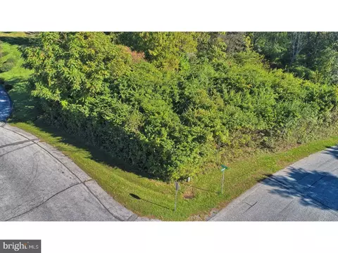 13 Stephanie Cir, Sinking Spring, PA 19608 photo 6