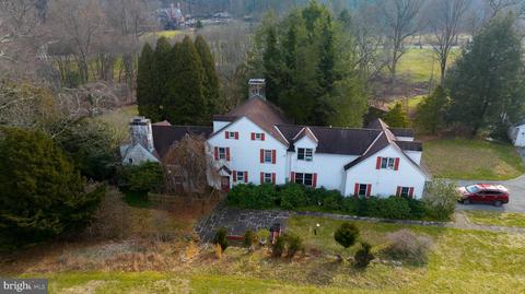 3 Seven Springs Dr, Reading, PA 19607