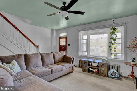 1742 Fairview St, Reading, PA 19606