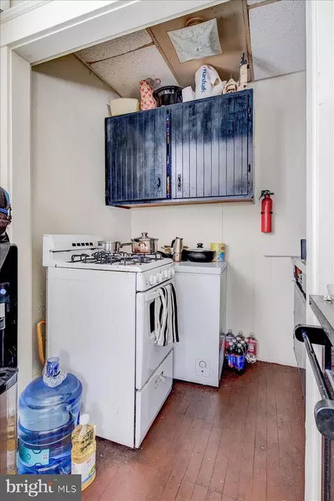 437 Spring St, Reading, PA 19601 photo 17