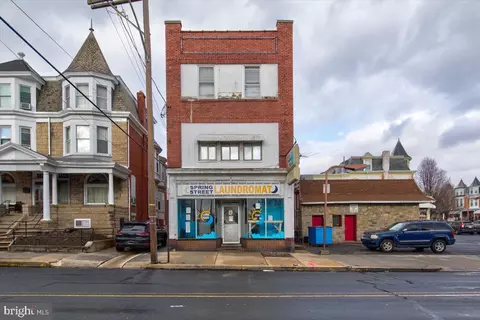 437 Spring St, Reading, PA 19601 photo 3