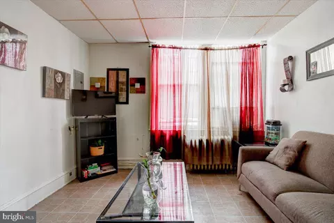 437 Spring St, Reading, PA 19601 photo 8