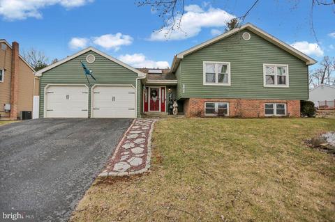 103 Matthew, Sinking Spring, PA 19608