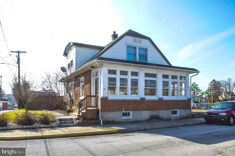 18 N Maple St, Kutztown, PA 19530