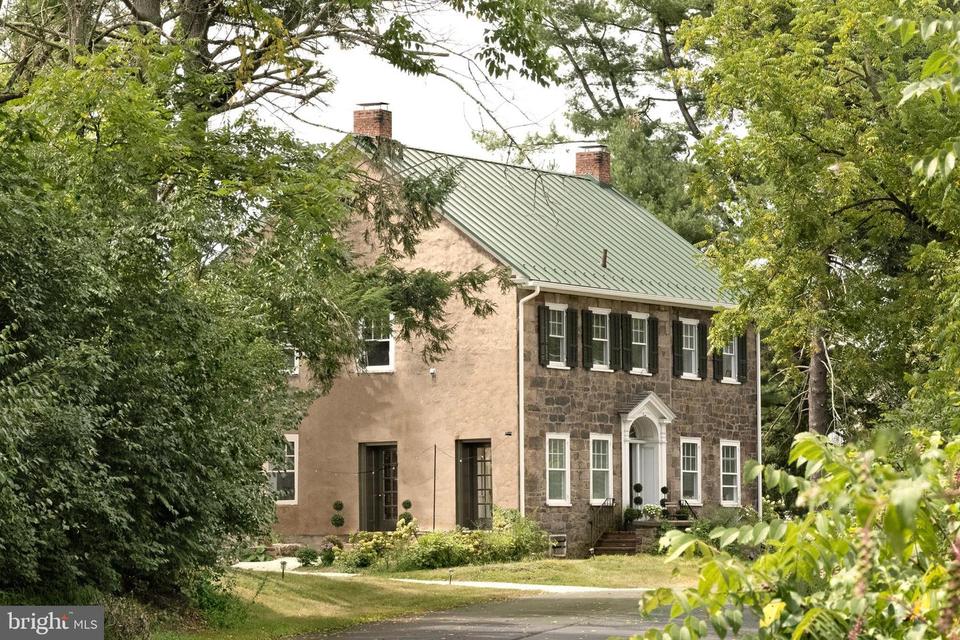  866 Schuylkill Rd, Birdsboro, PA 19508 photo 1