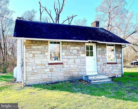 8 Old Phila Pi, Douglassville, PA 19518