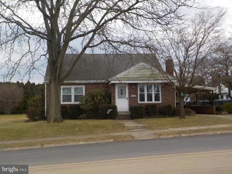 2902 Ir0quois Ave, Reading, PA 19609