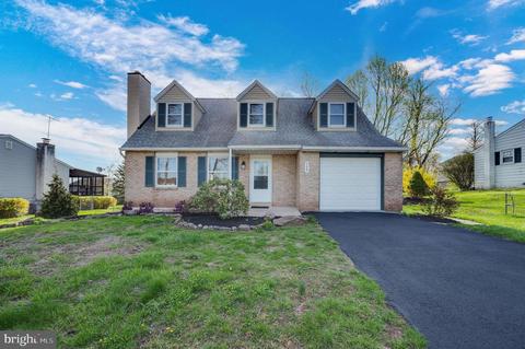 529 Silver Brook Dr, Birdsboro, PA 19508