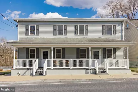 203-205 207 N Main St, Douglassville, PA 19518