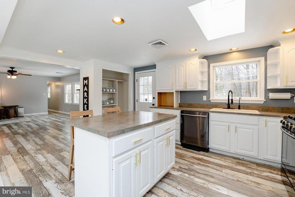  51 Deer Run Rd, Boyertown, PA 19512 photo 9