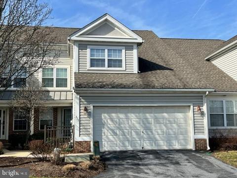 315 Oak Hill Ln, Reading, PA 19610