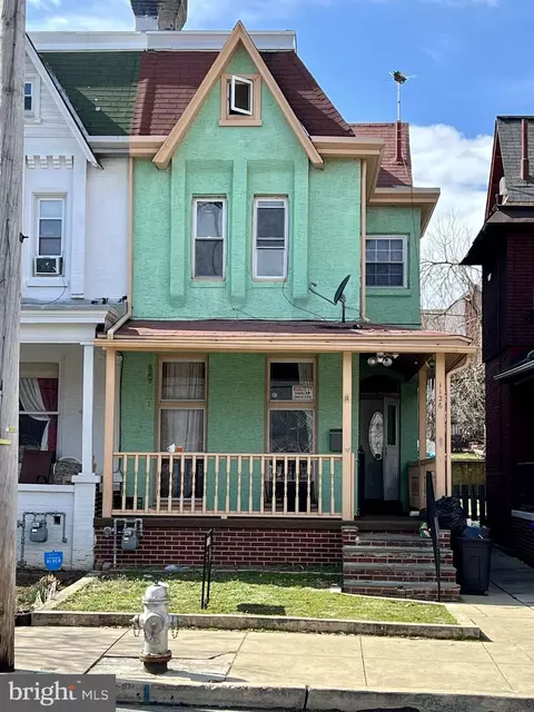 1126 N 6th St, Reading, PA 19601